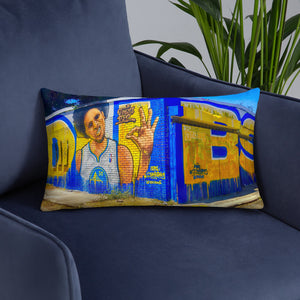 Steph 30 Mural Basic Pillow
